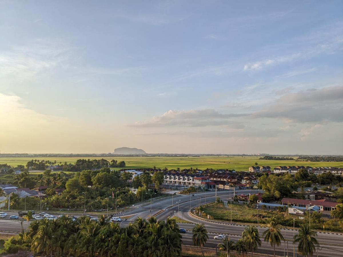 Alor Setar Imperio By Im Staycation 3Bedroom & Rooftop Pool Dış mekan fotoğraf