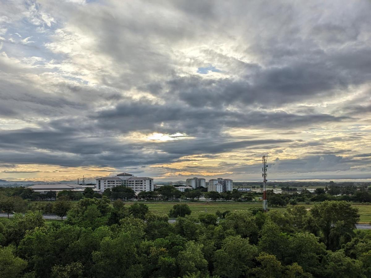 Alor Setar Imperio By Im Staycation 3Bedroom & Rooftop Pool Dış mekan fotoğraf